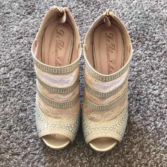 Heels 👠 - Picture 1 of 2